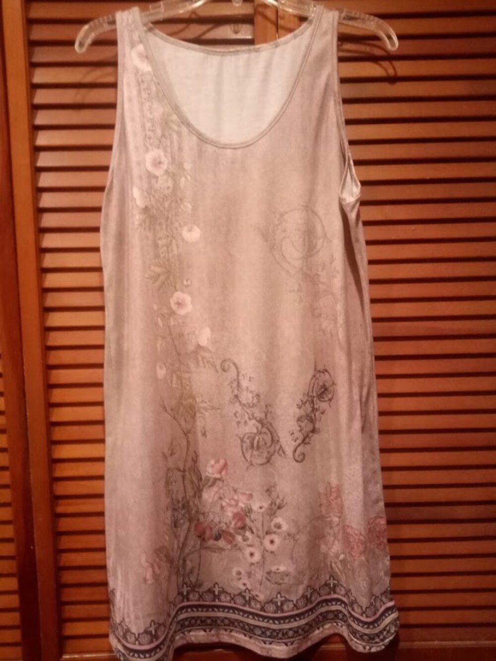 Muted green floral sleeveless polyester shirt dress in large. Emory Rose